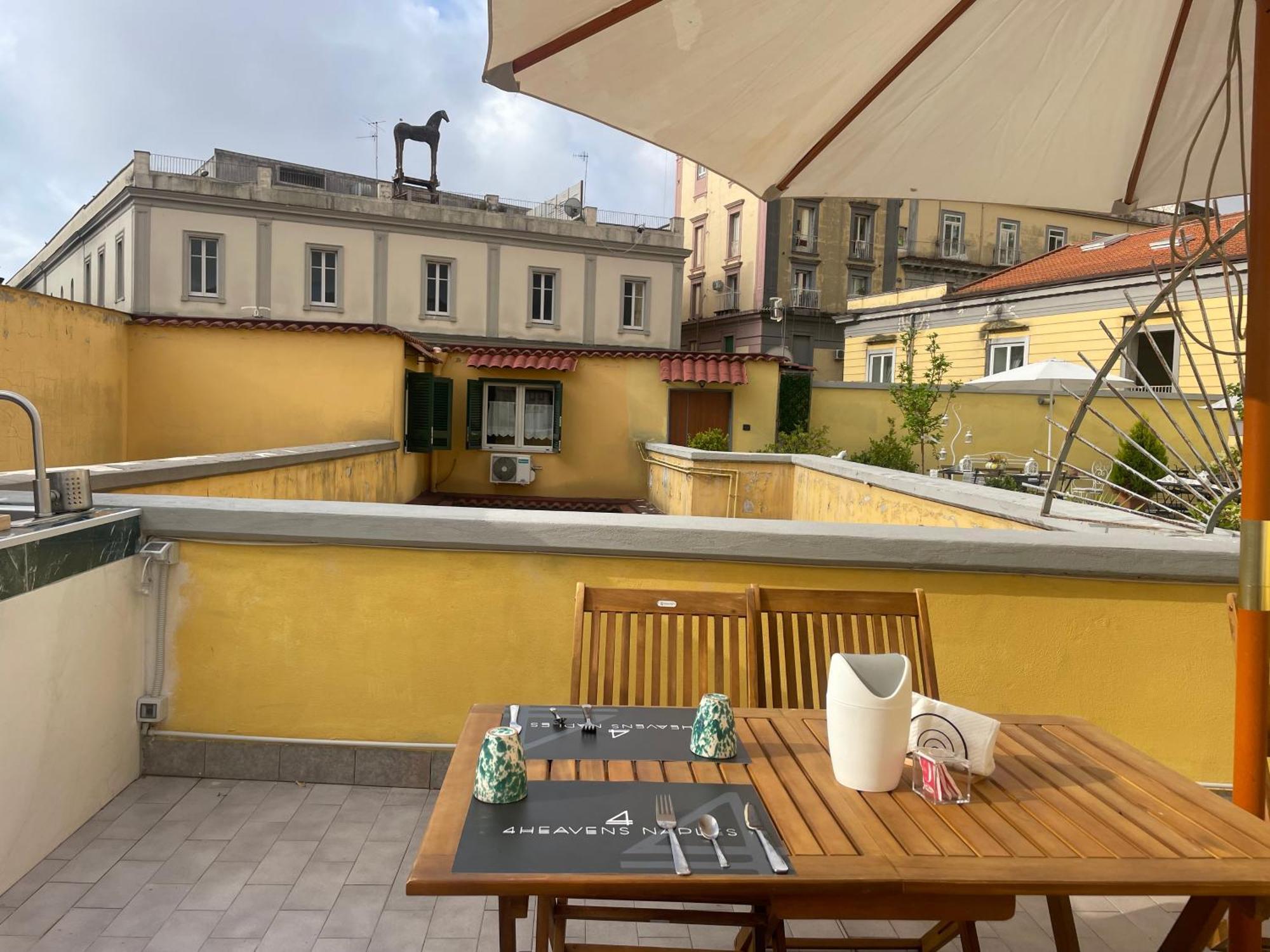 4Heavens Rooftop By 4Heavens Napoli Bagian luar foto